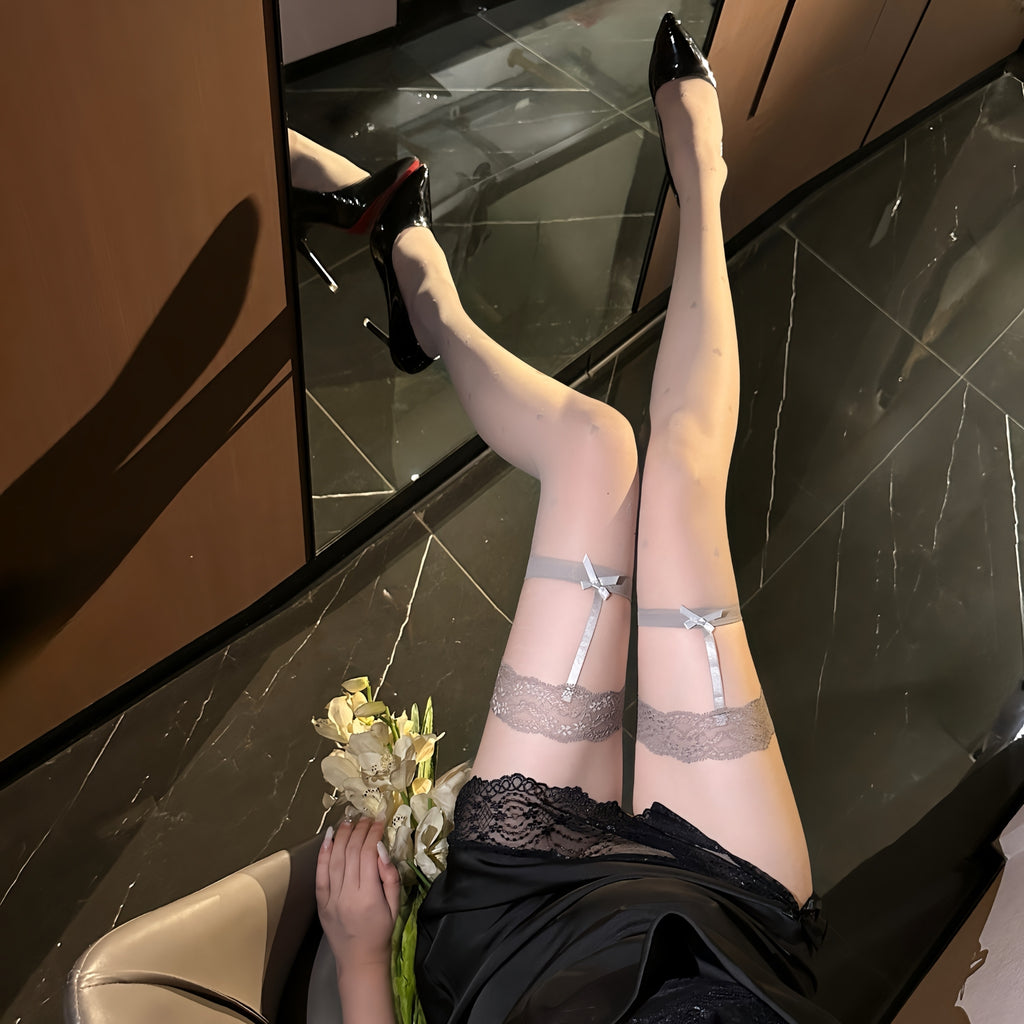 Lace Top Thigh-High Stockings with Bow